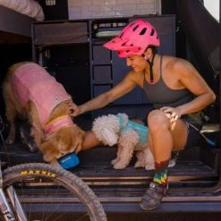 RuffWear Swamp Cooler Neck Gaiter Koirien Viilennyskauluri -Muck Boot Shop ruffwear swamp cooler neck gaiter salmon pinkblue mist 3