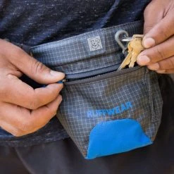 RuffWear Treat Trader Pouch Makupalapussi, Blue Pool 17 RuffWear Treat Trader Pouch Makupalapussi, Blue Pool -Muck Boot Shop ruffwear treat trader pouch blue pool 7
