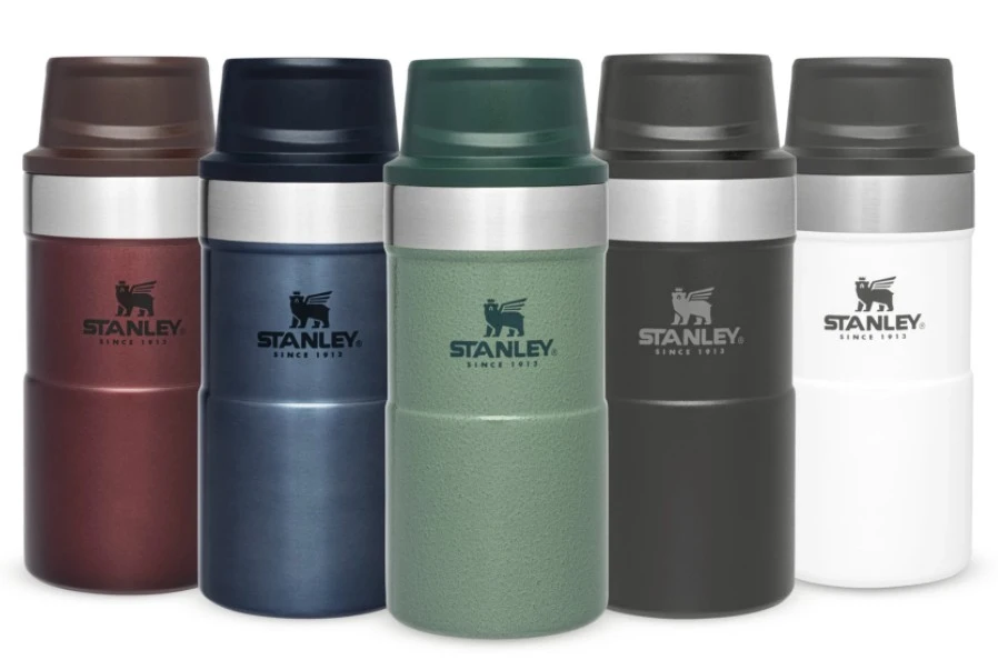 Stanley The Trigger-Action Travel Mug 0.25L Hammertone Green 6 Stanley The Trigger-Action Travel Mug 0.25L Hammertone Green - Image 6